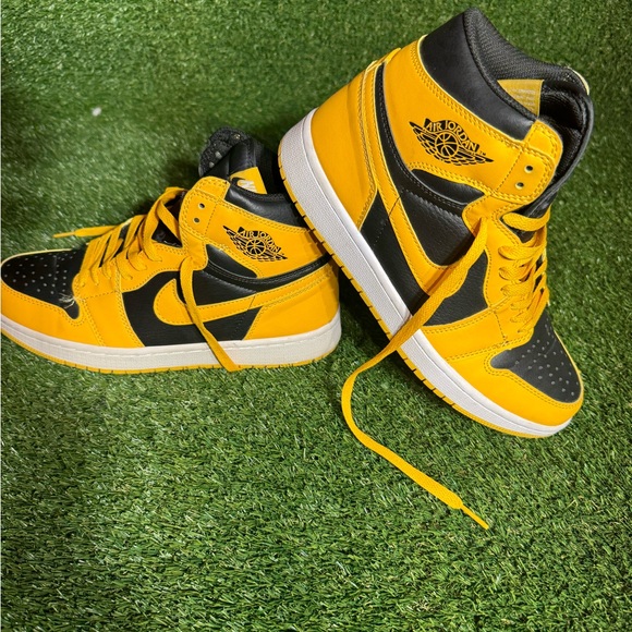 Mens Jordan 1 “pollen” - Picture 6 of 8